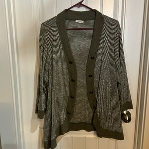 Maurices Lightweight cardigan sweater size one plus size in great condition